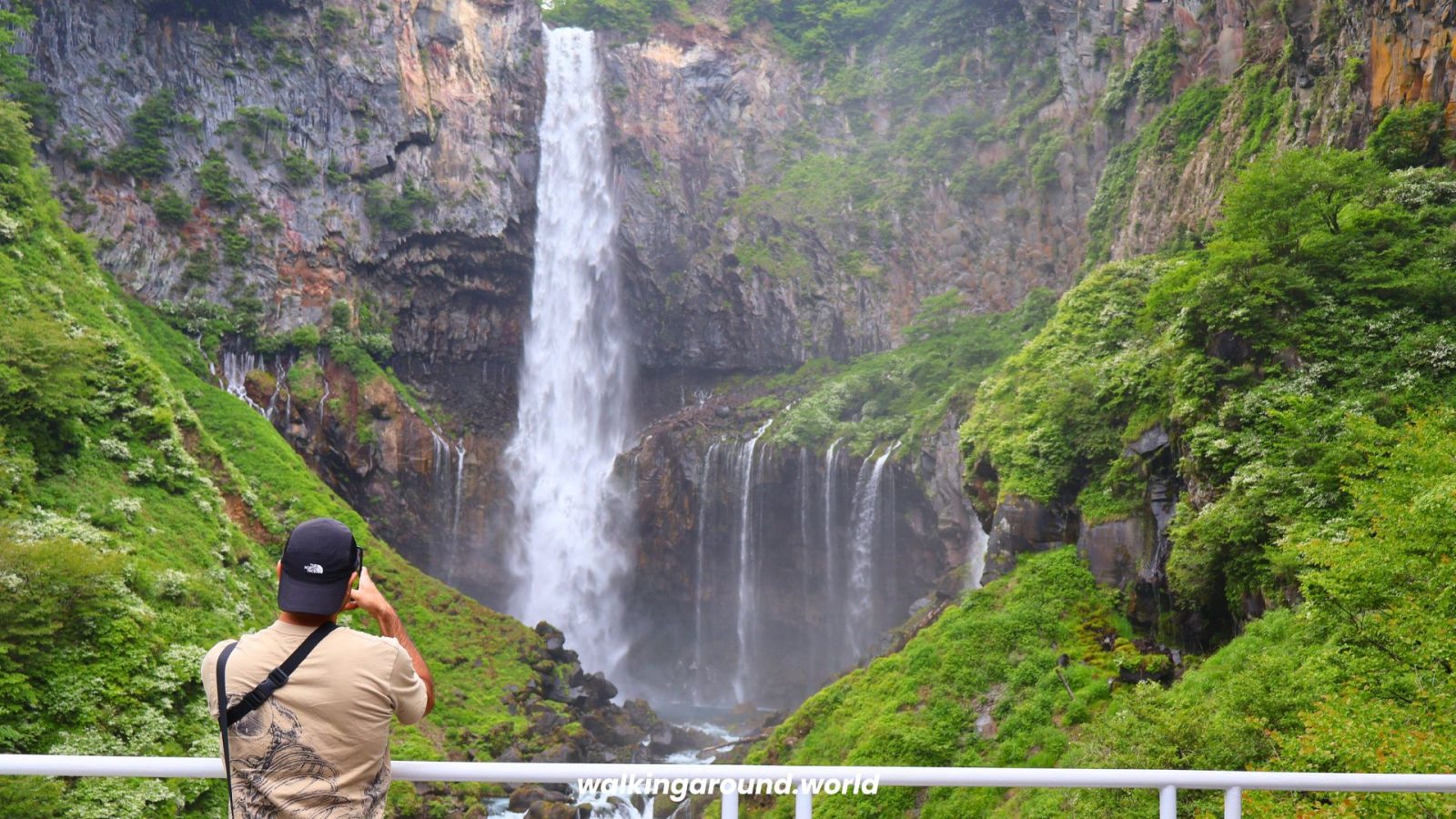 Cascada-Kegon-Nikko-Japon