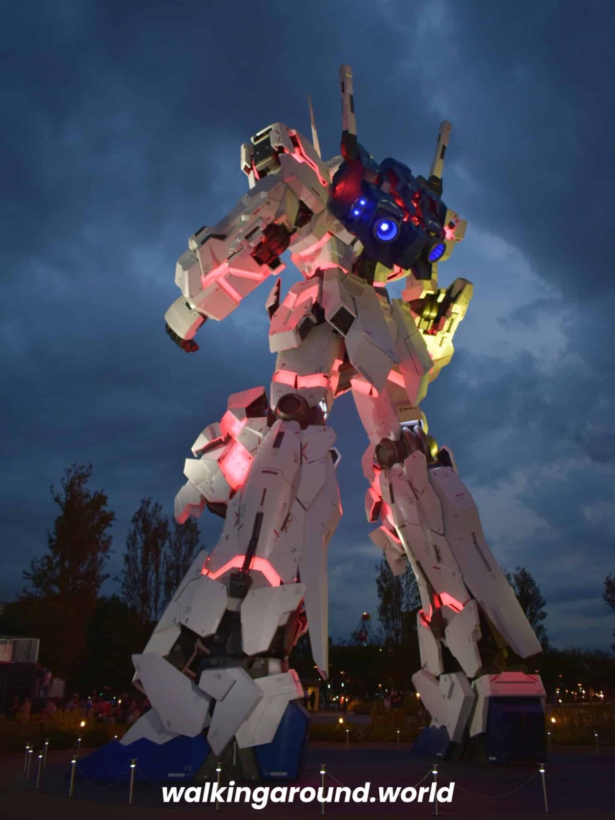 gundam-odaiba-tokio-japon